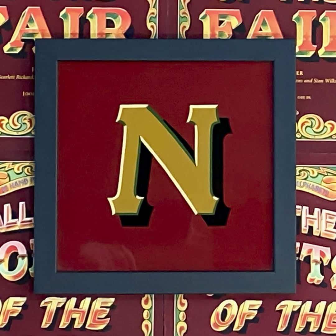 Joby Carter hand painted letters howellphabet N