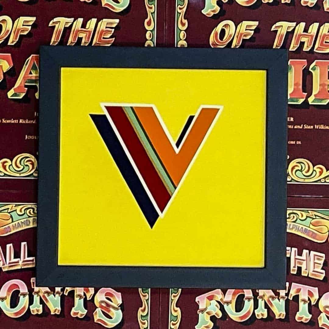 Joby Carter hand painted letters Dodegm Deco V