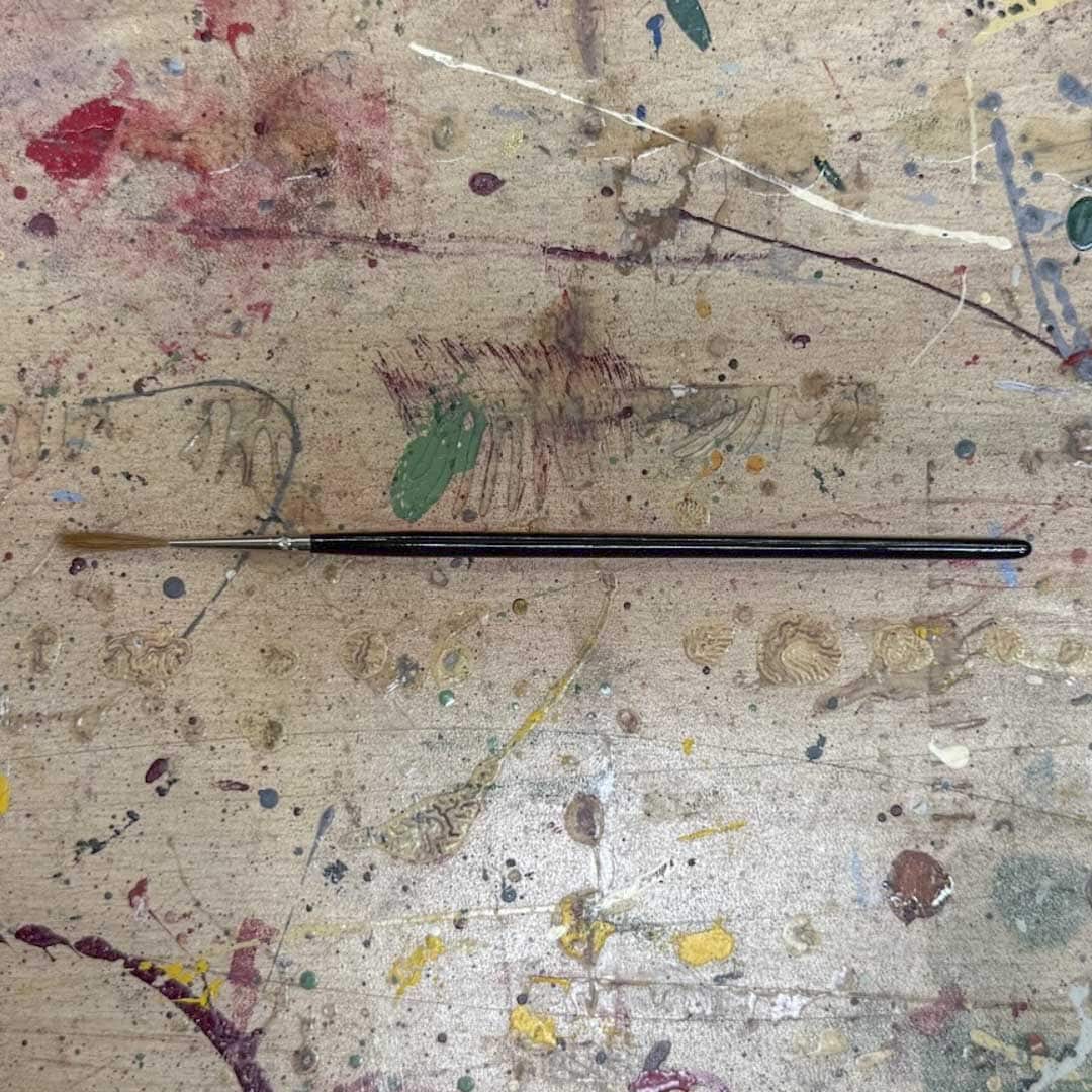Chisel edged signwriting brush 01