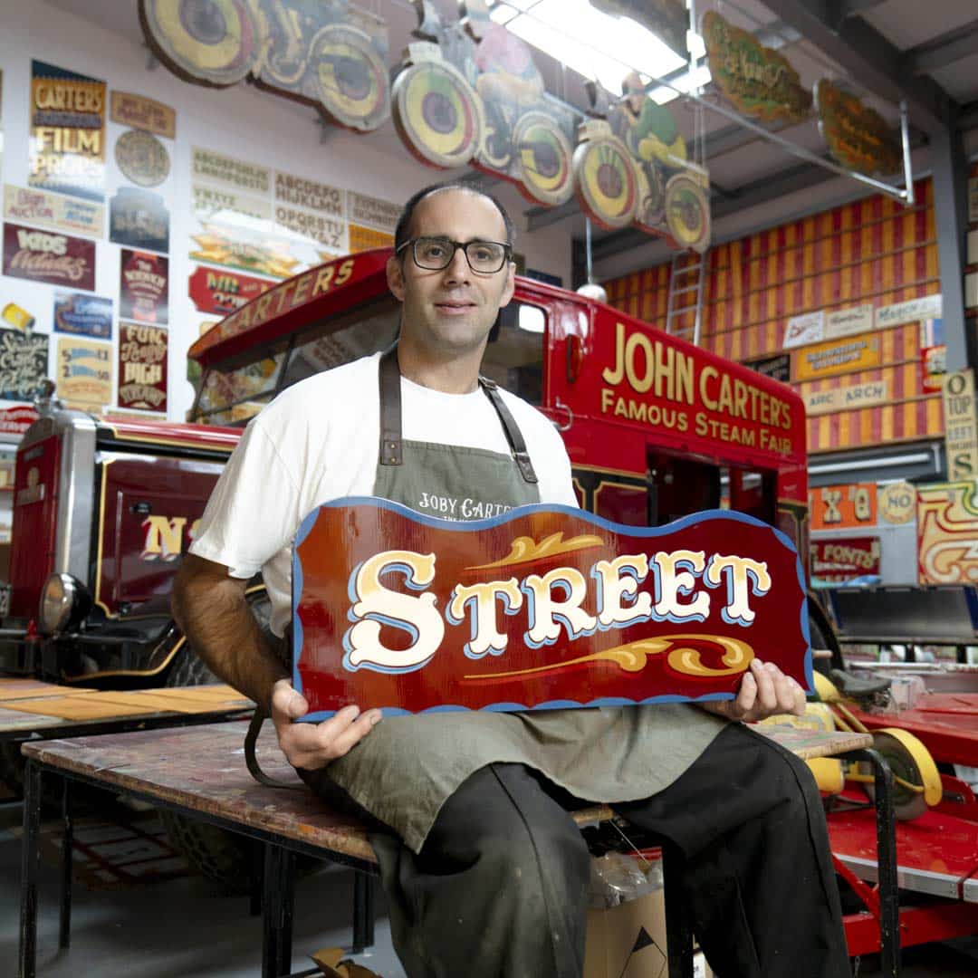 Joby Carter is a UK signwriter located in Street